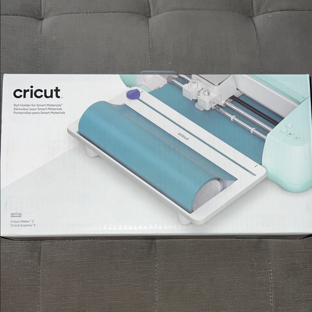 Cricut Smart Materials Roll Holder in Blue and White